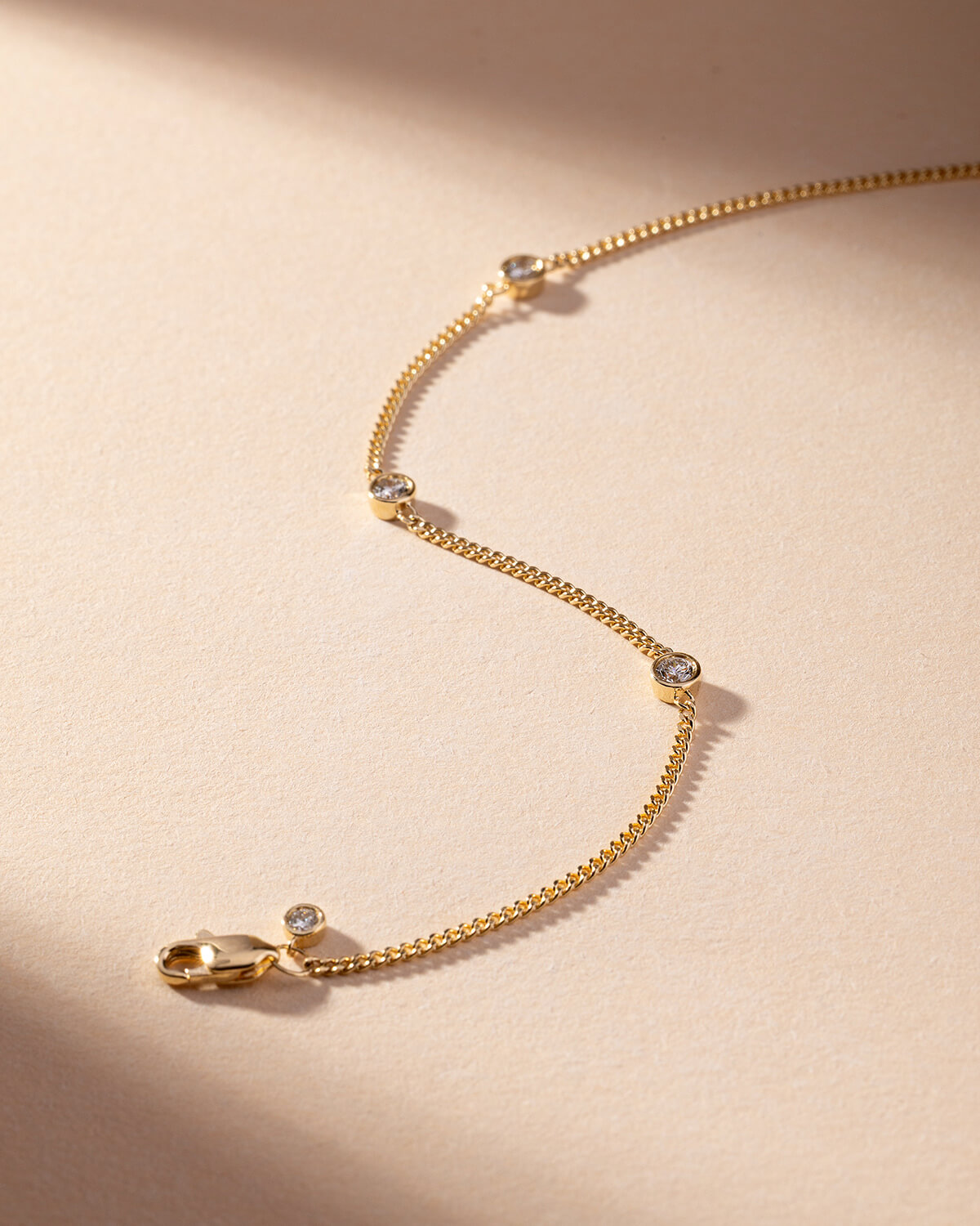 Lumi Bezel Diamond Bracelet