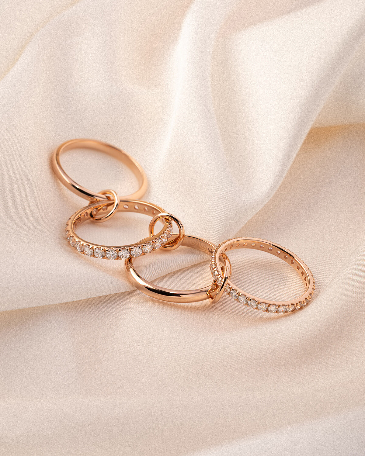 Serelle Linked Diamond Multi-Band Ring