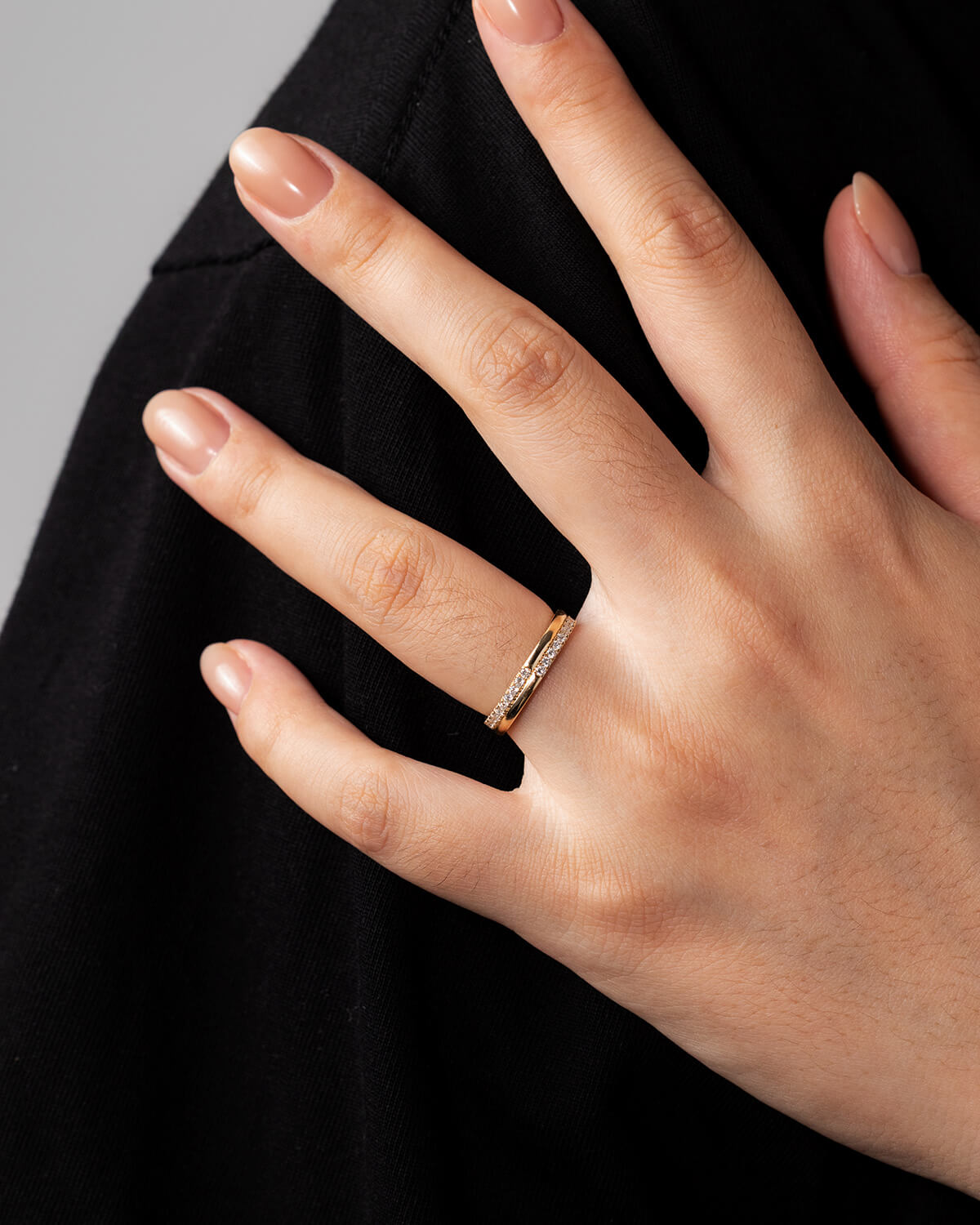 Zarelle Offset Pavé Diamond Ring