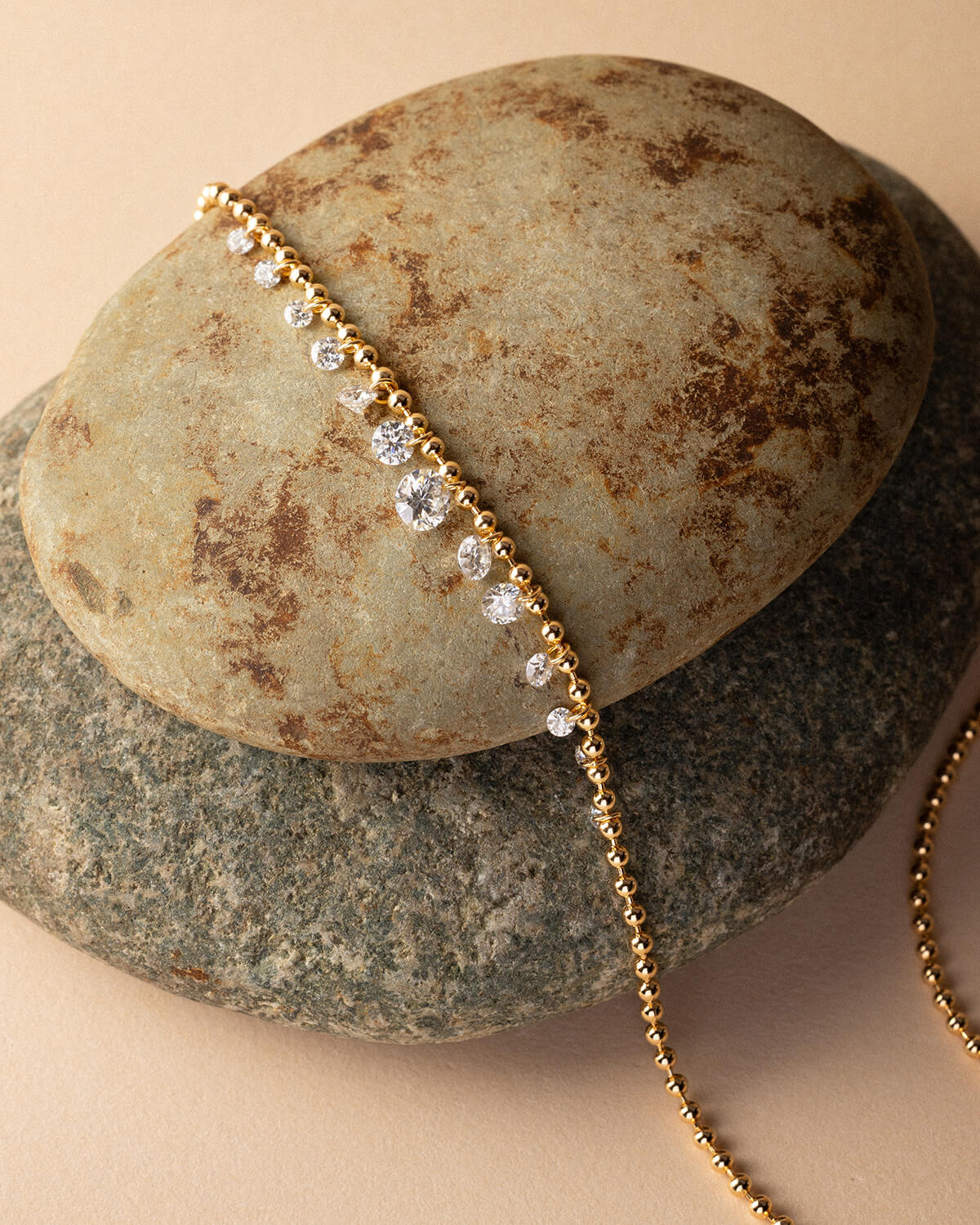 Elarisse Graduated Diamond Dangle Necklace