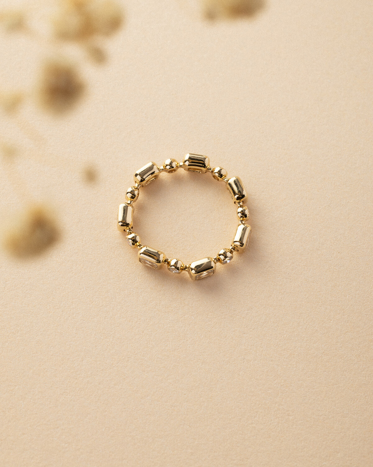 Rovelle Radiant & Round Diamond Link Ring