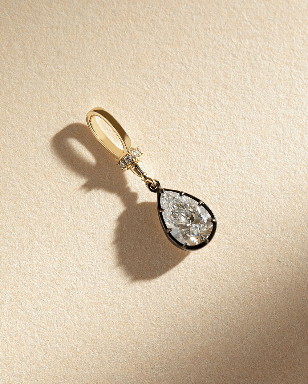 Maren Lab Diamond Pendant