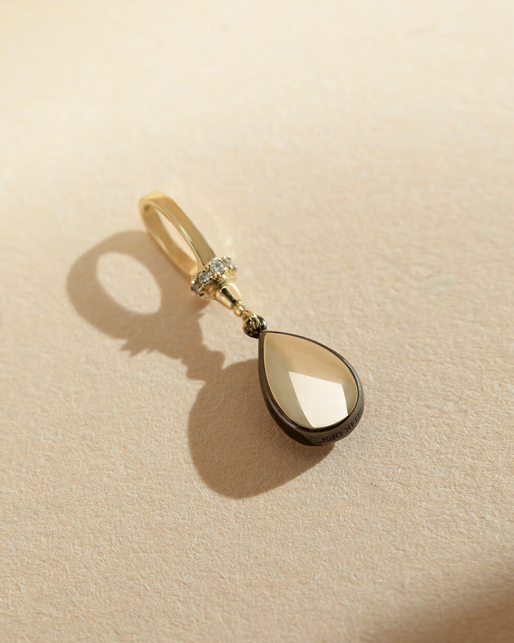 Maren Lab Diamond Pendant