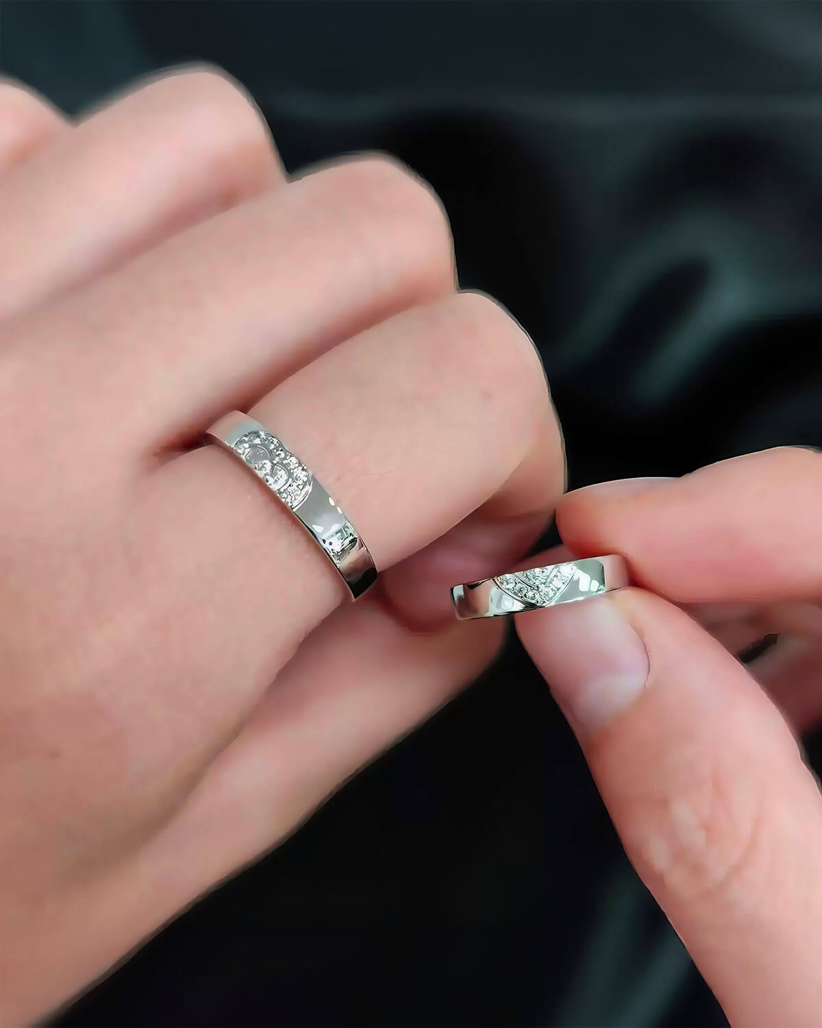 Ever Unity – Heart Couple Rings