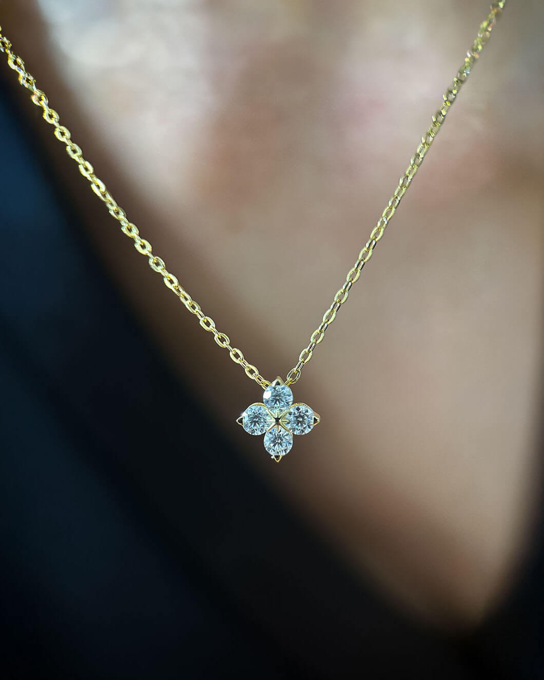 Simple Diamond Necklace with Clover Design-Opreshyne
