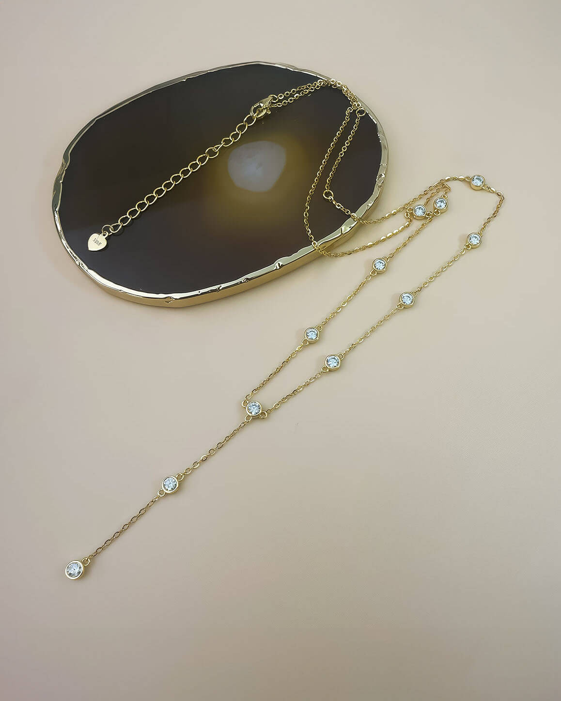 Sleek Diamond Pendant Necklace with Subtle Y-Shape-Opreshyne