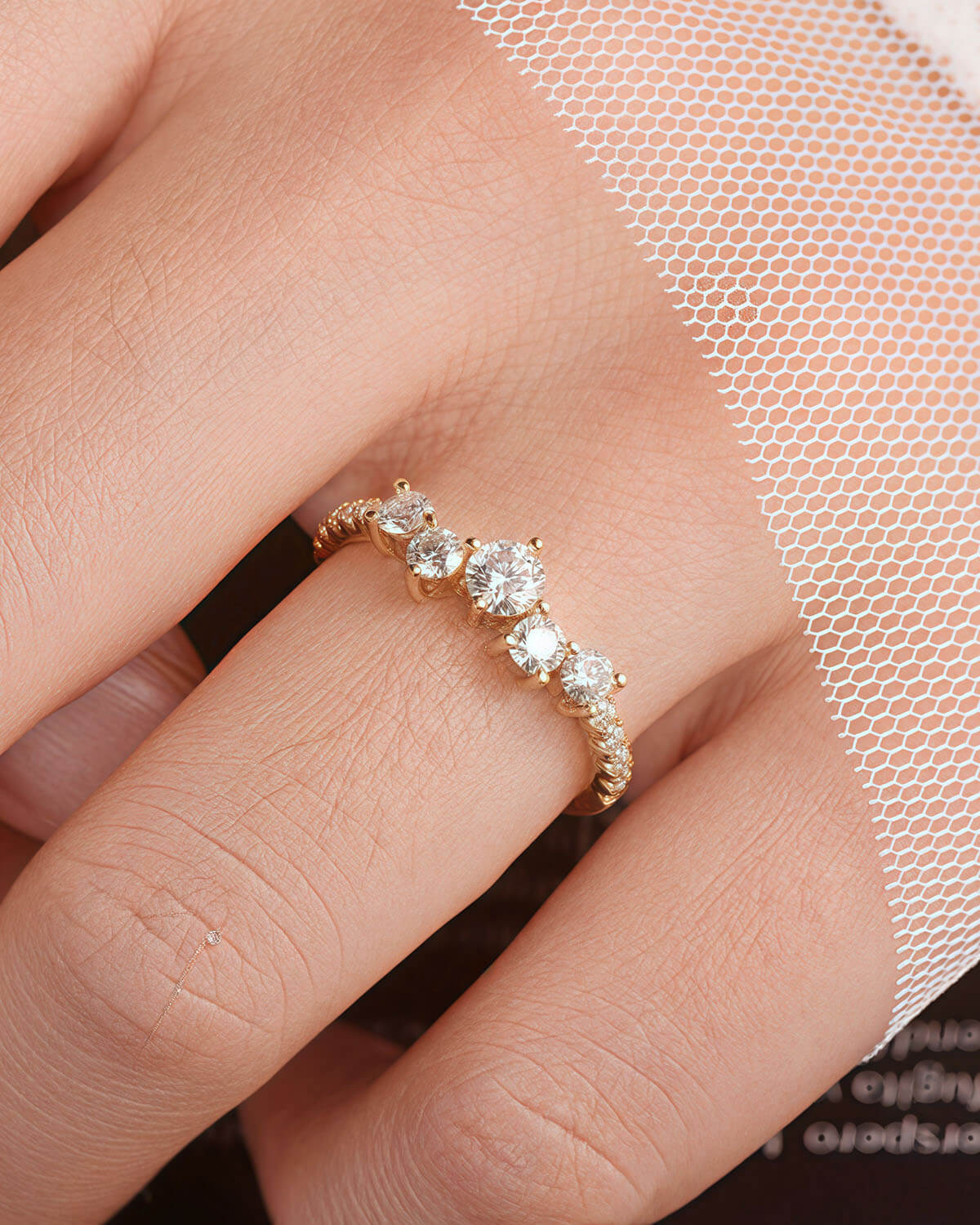Starlit Crown – Cluster Diamond Ring