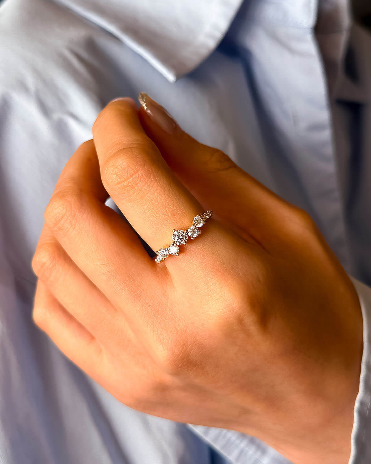 Starlit Crown – Cluster Diamond Ring
