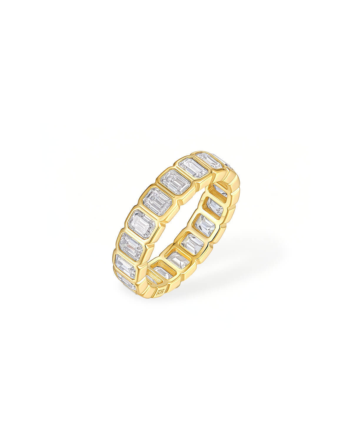 Timeless Edge – Emerald Cut Diamond Ring