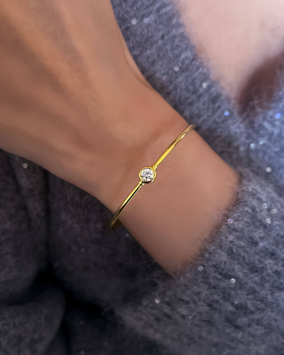 Eclipse Glow – 1/2 Carat Gold Bracelet-Opreshyne