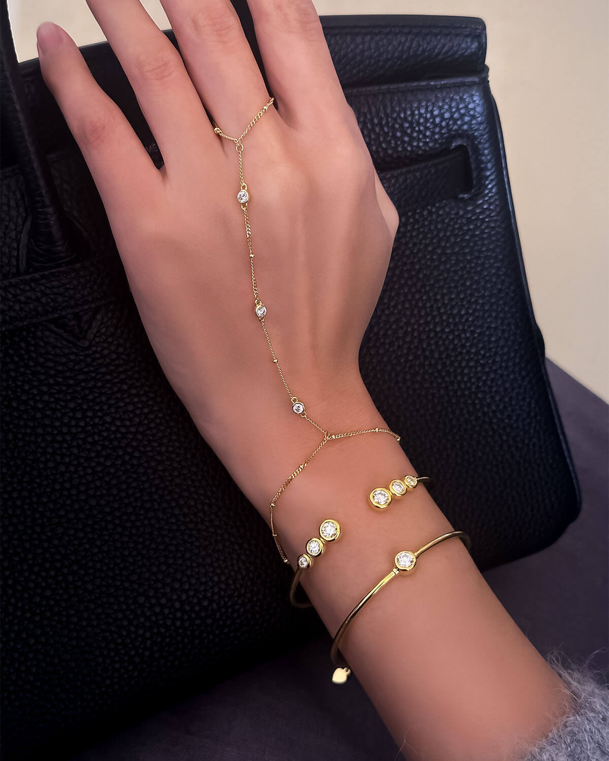 Eclipse Glow – 1/2 Carat Gold Bracelet-Opreshyne