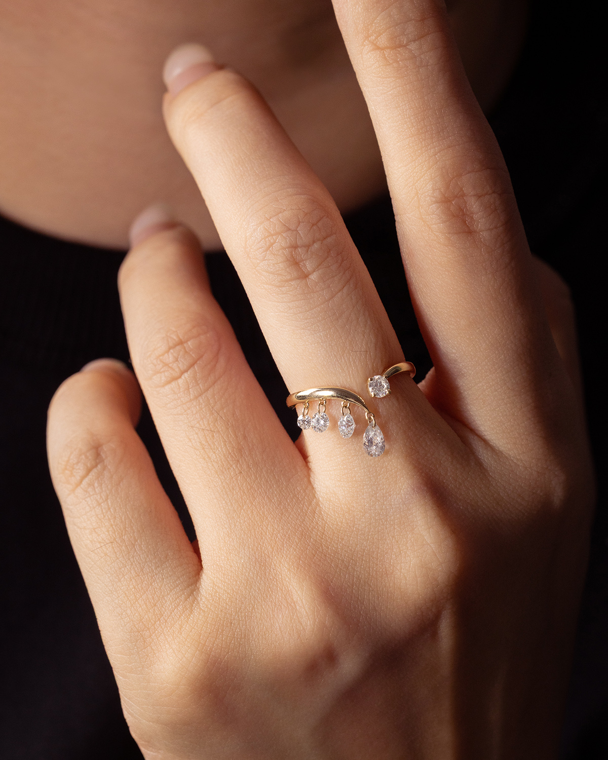 Liora Drift – Open Pear & Round Diamond Ring