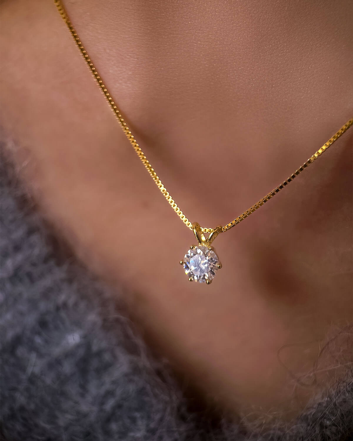 Solo Spark -1 Carat Solitaire Diamond Necklace-Opreshyne