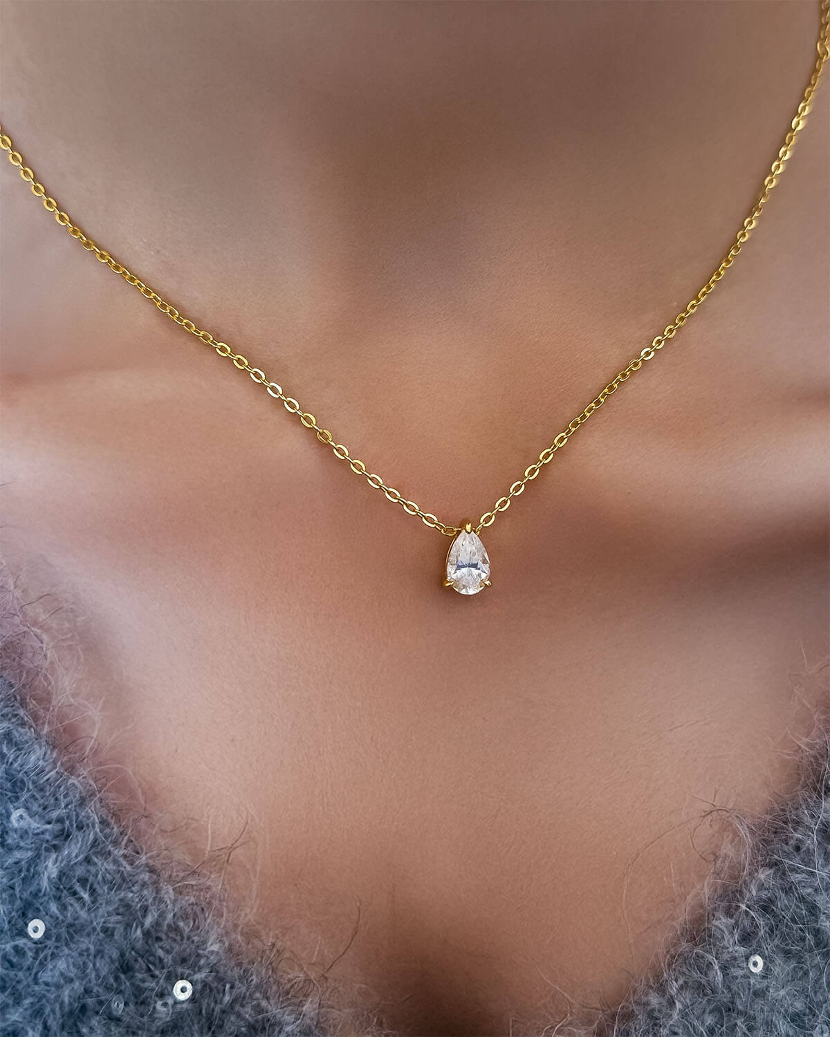 Tear of Starlight- Pear Solitaire Necklace-Opreshyne
