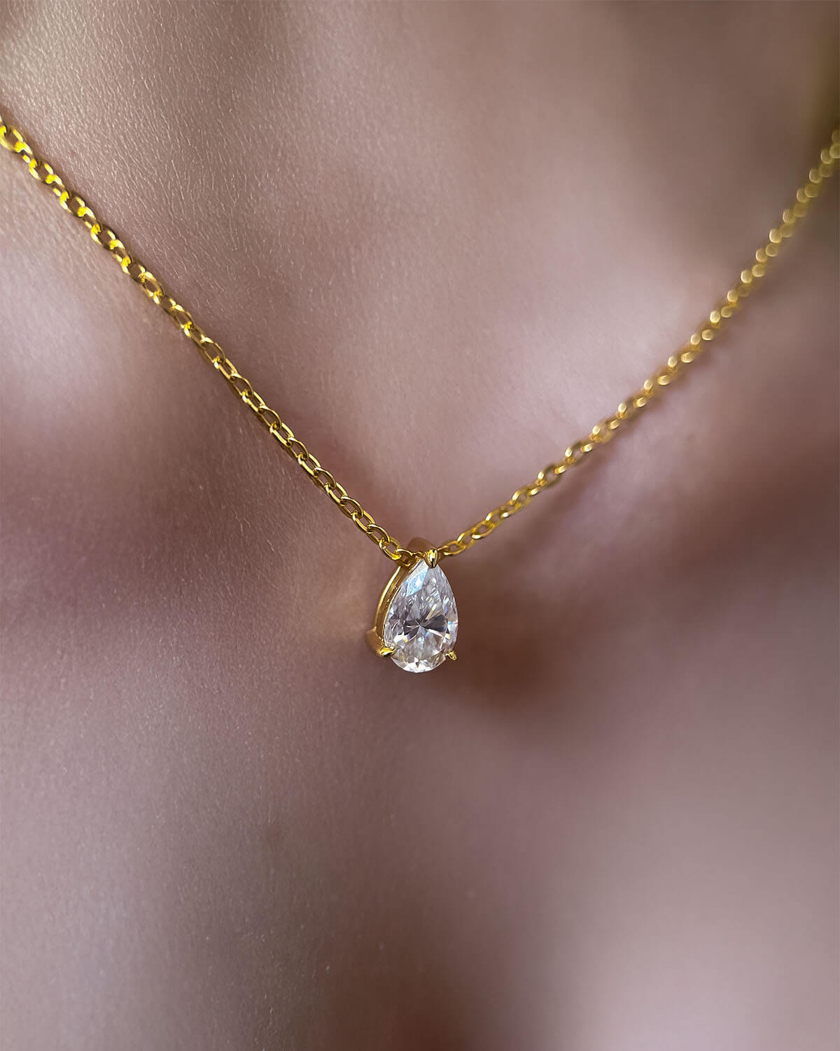 Tear of Starlight- Pear Solitaire Necklace-Opreshyne