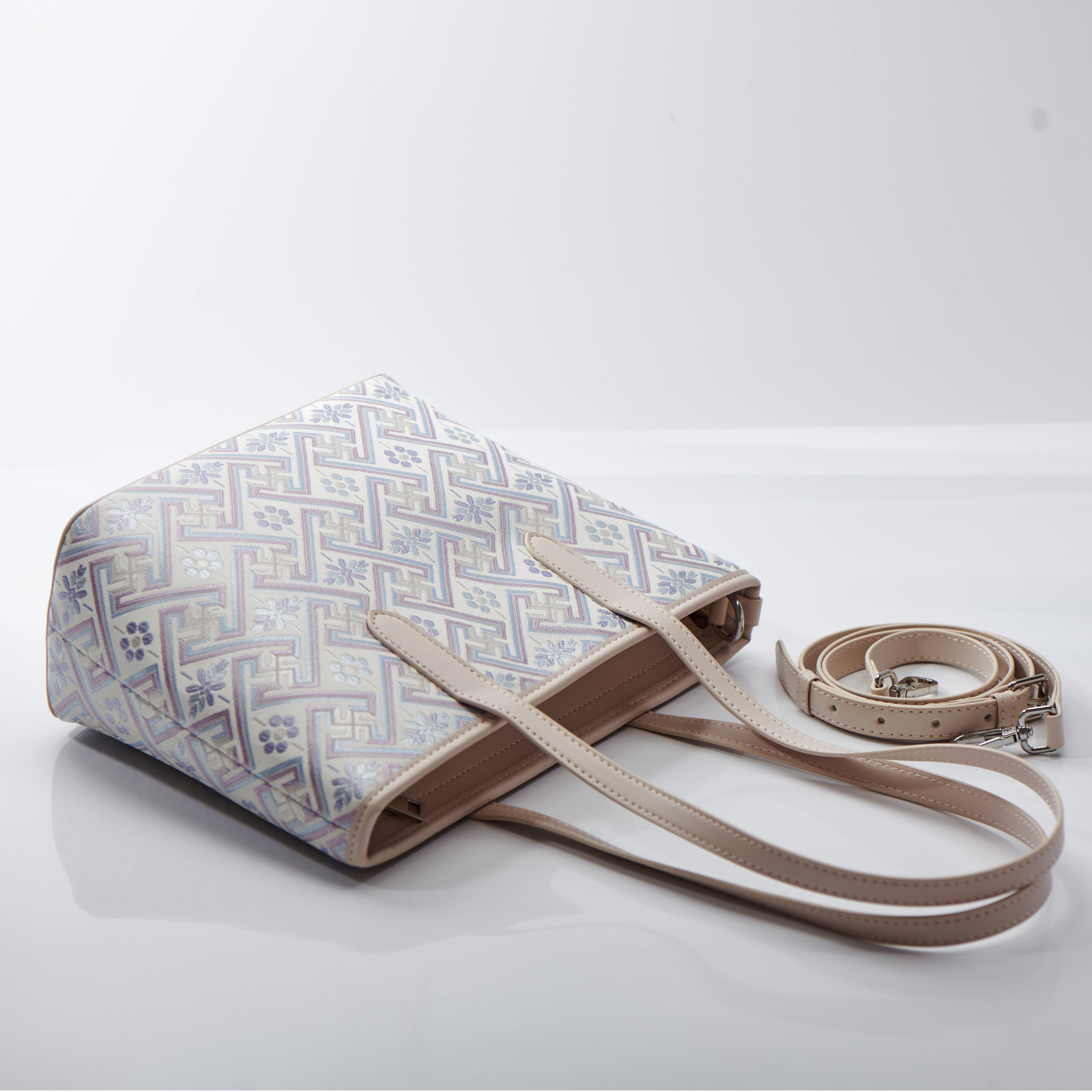 Medium Size Traditional Embroidery Classical Handmade Brocade Patter Tote Bag