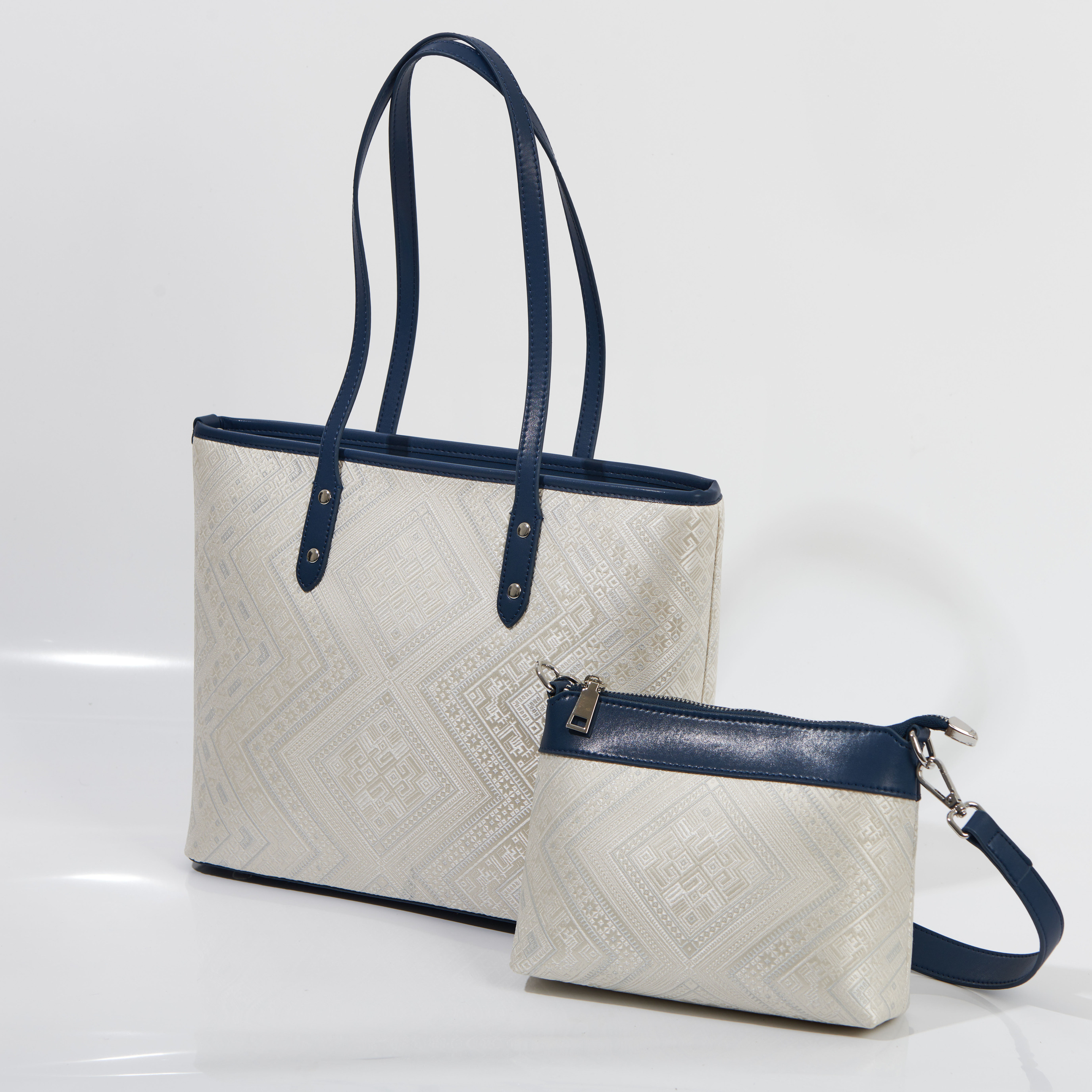 Large Capacity 2 in 1 Embroidery Handmade Brocade Pattern Vintage Daily Tote Bag