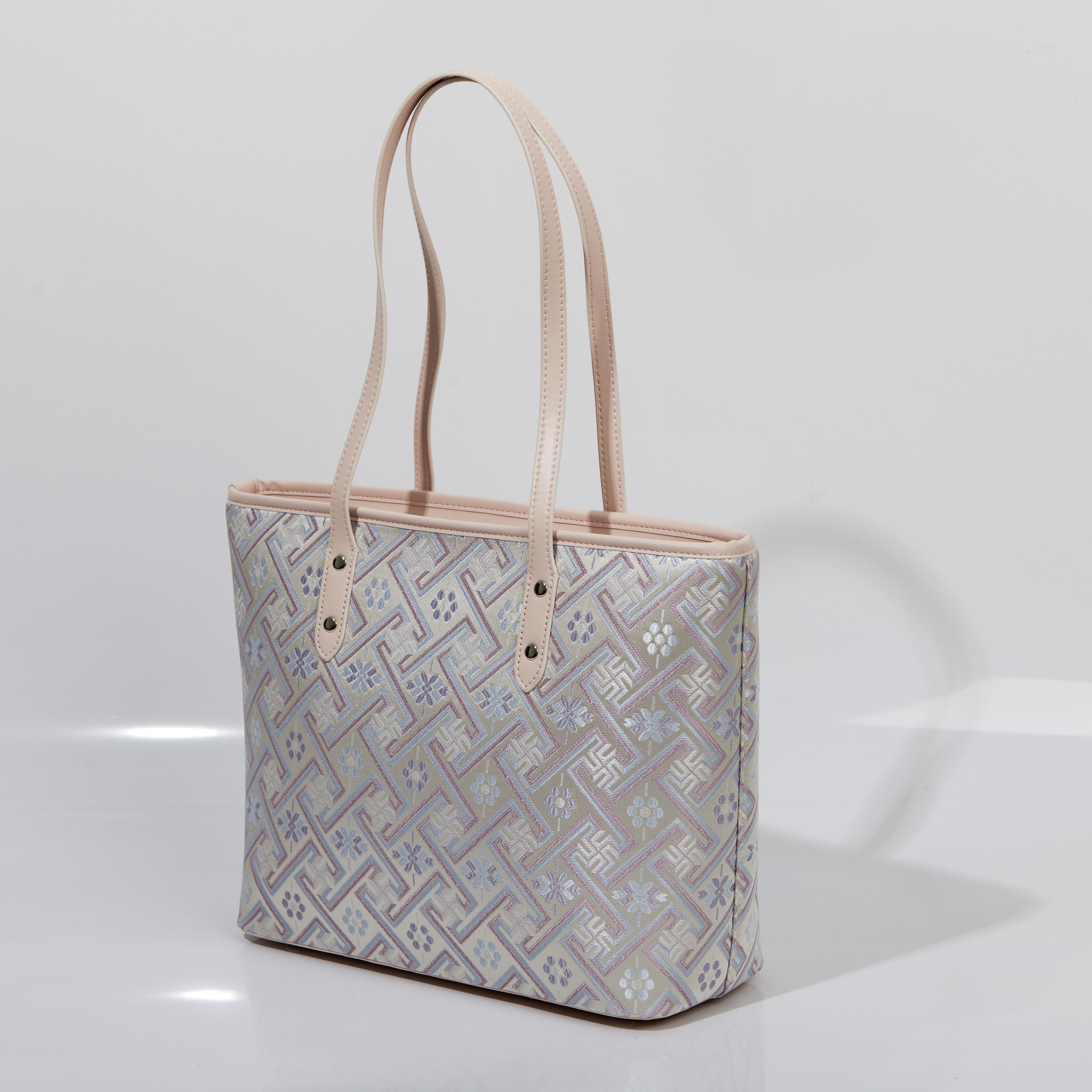 Fashion Large Capacity 2 in 1 Embroidery Handmade Brocade Pattern Daily Tote Bag
