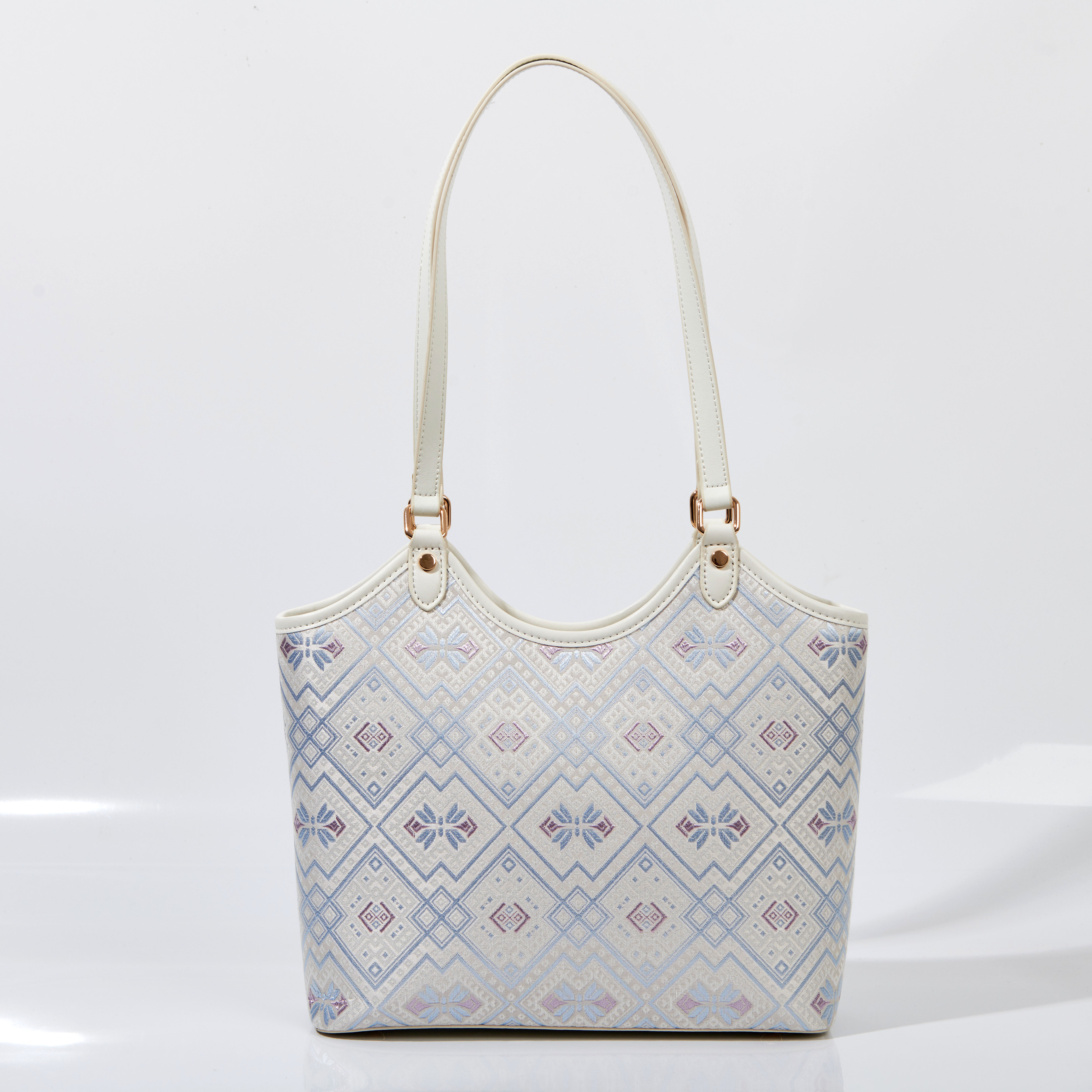 Light Weight Embroidery Large Size Handwoven Zhuang Pattern Modern Daily Tote Bag