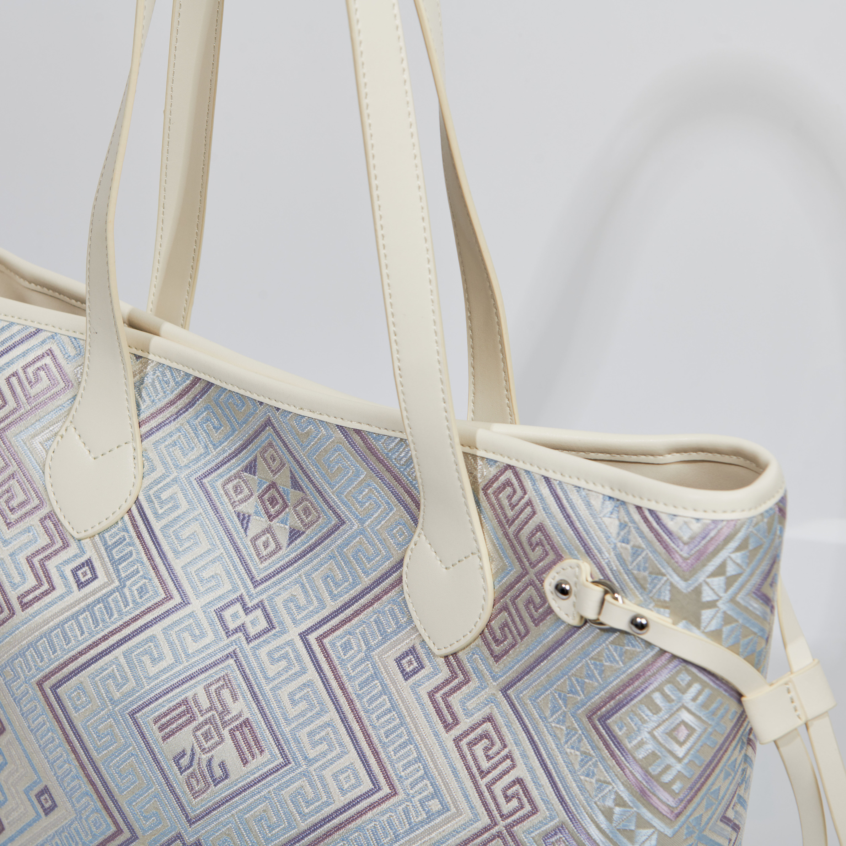 Daily Work Boho Chic Embroidery Large Size Handmade Brocade Pattern Tote Bag