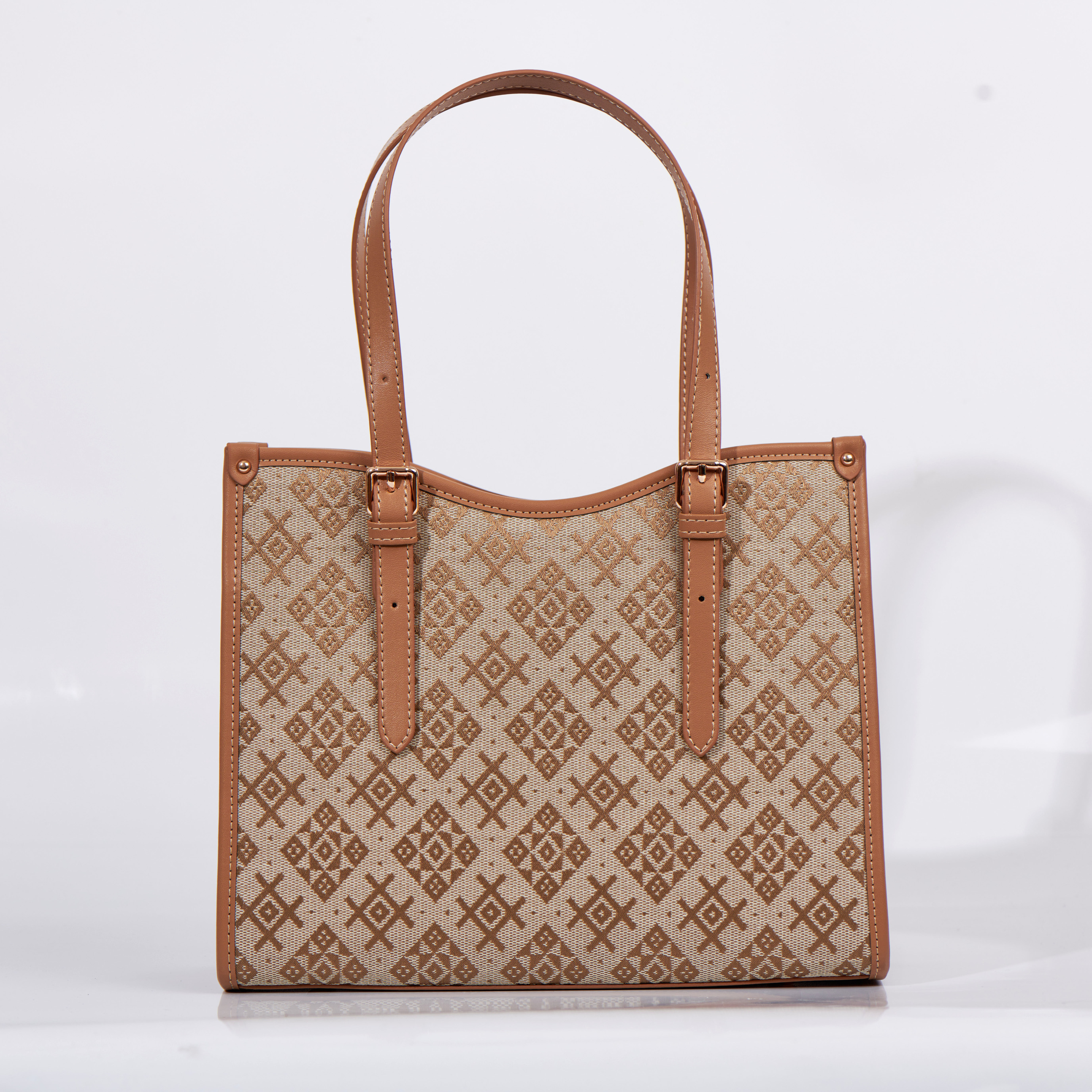 Light Weight Embroidery Large Size Handwoven Zhuang Pattern Fashion Daily Tote Bag