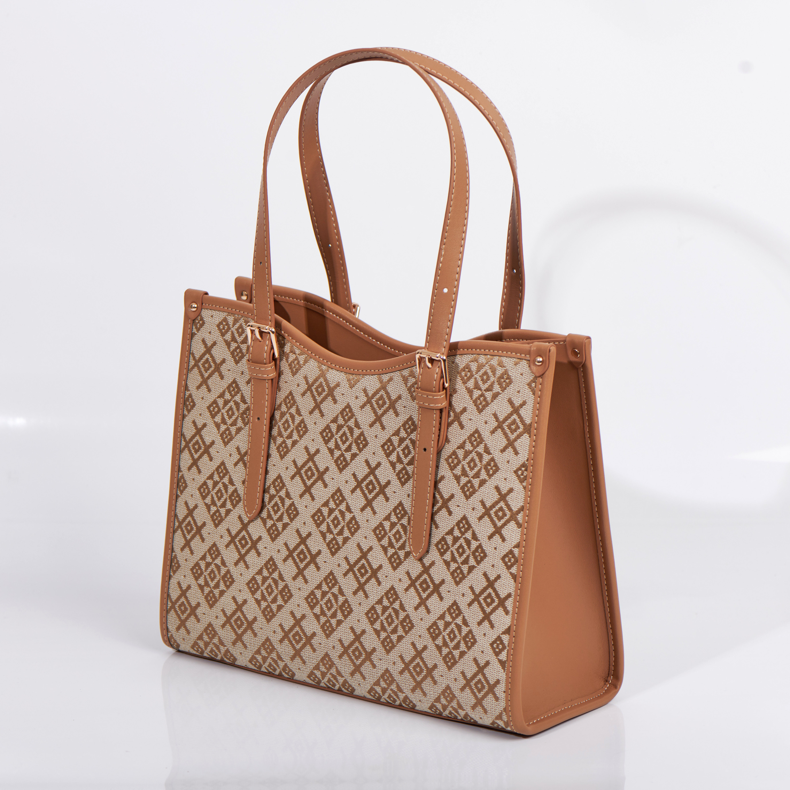 Light Weight Embroidery Large Size Handwoven Zhuang Pattern Fashion Daily Tote Bag