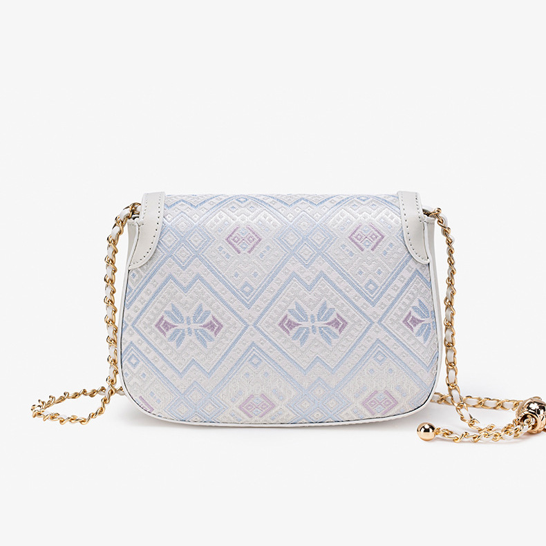 Metal Strap Cute Embroidery Small Size Handwoven Zhuang Pattern Modern Daily Shoulder Bag