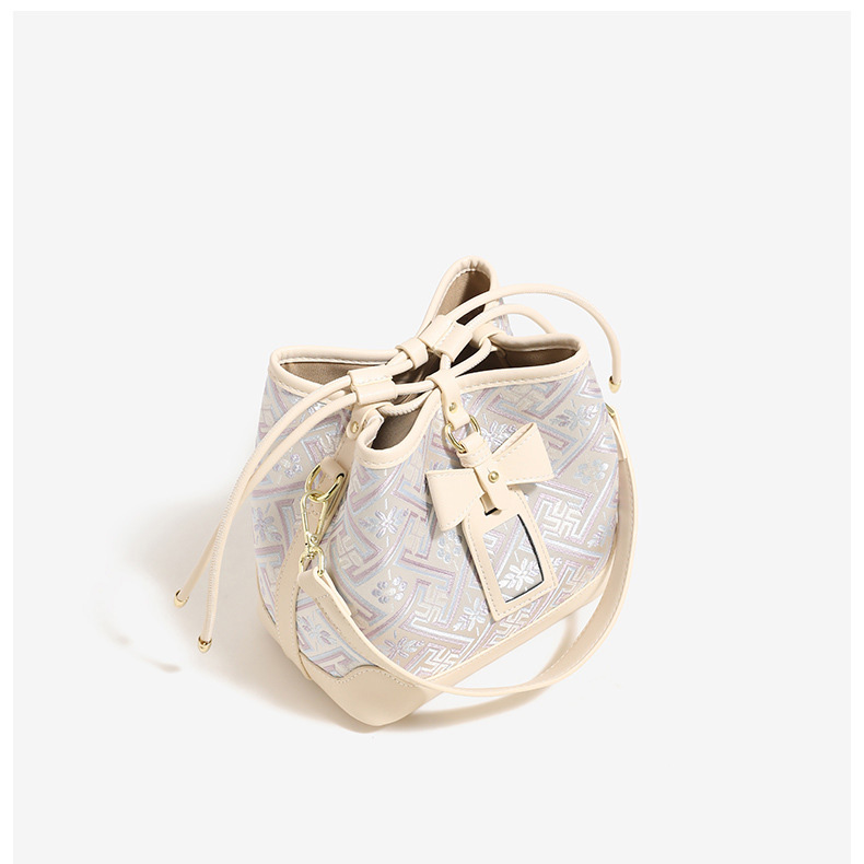 Cute Large Capacity Embroidery Handmade Brocade Pattern Lucuky Handbag