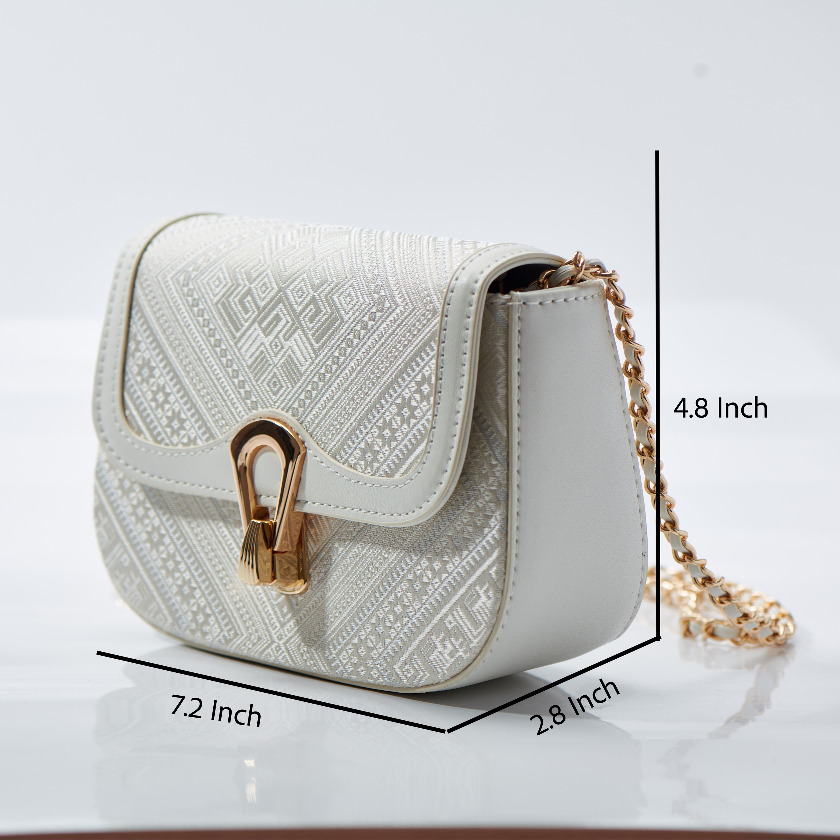 Metal Strap Cute Embroidery Small Size Handwoven Zhuang Pattern Modern Daily Shoulder Bag