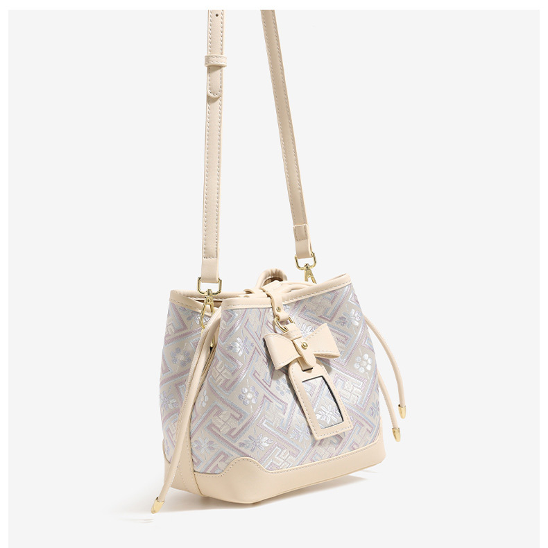 Cute Large Capacity Embroidery Handmade Brocade Pattern Lucuky Handbag