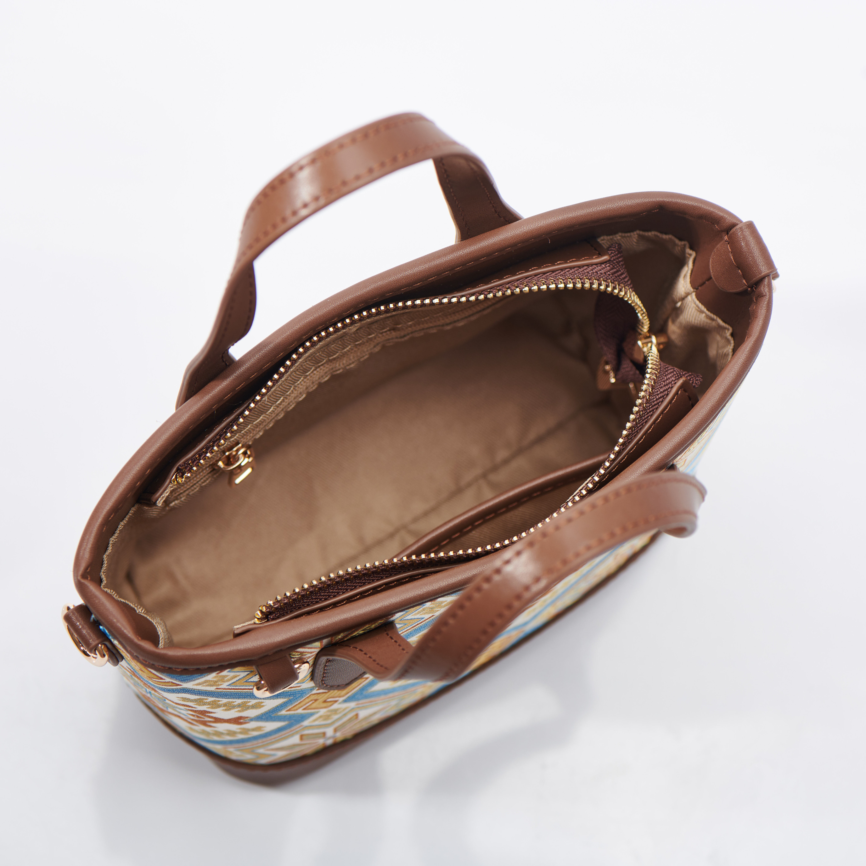 Boho Small Size Embroidery Handmade Zhuang Pattern Handag