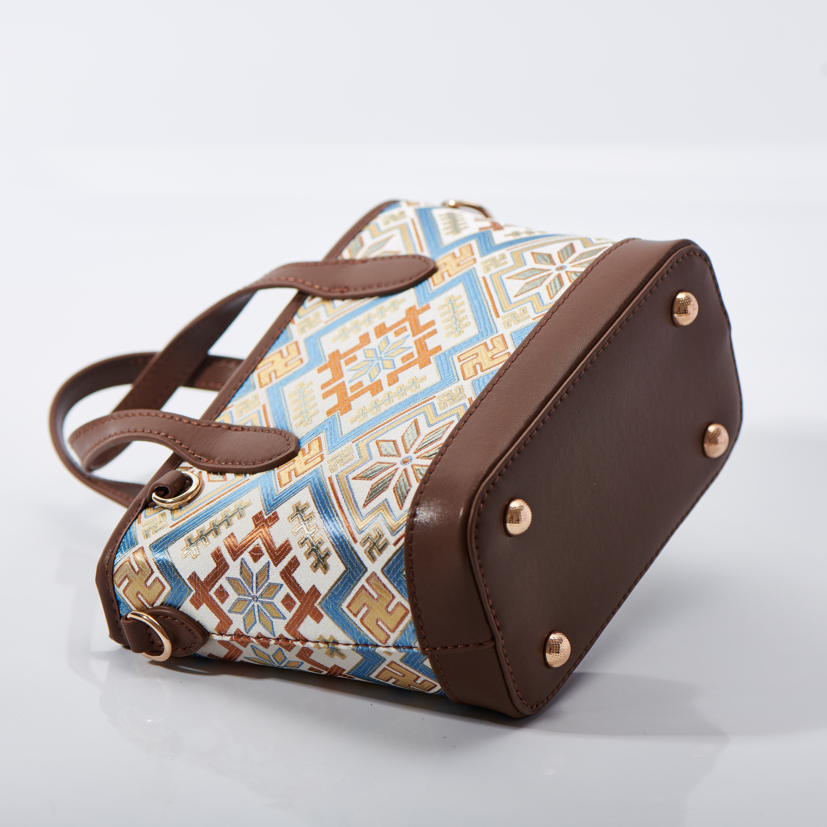 Boho Small Size Embroidery Handmade Zhuang Pattern Handag