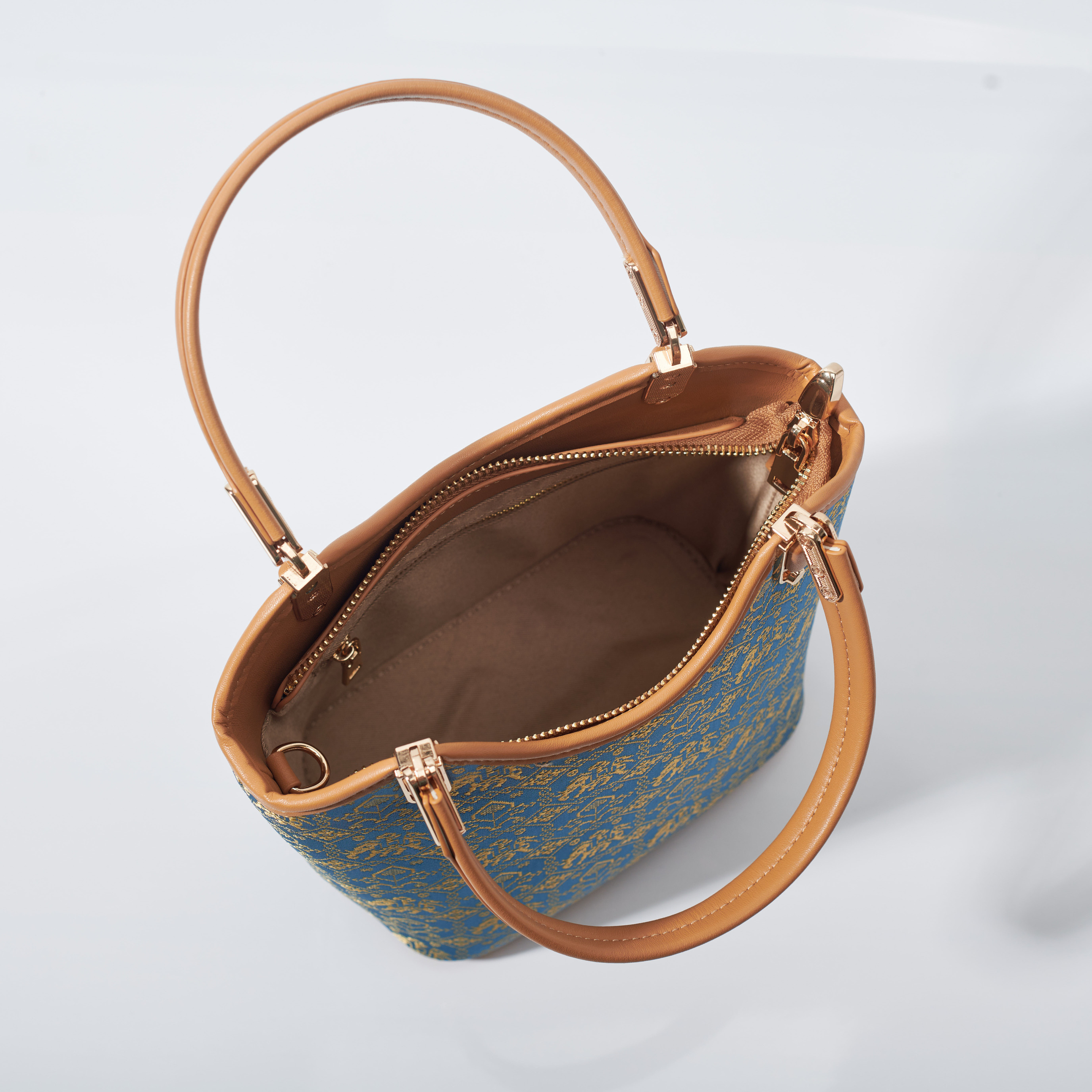 Large Capacity Retro Style Handmade Brocade Daily Bucket HandBag