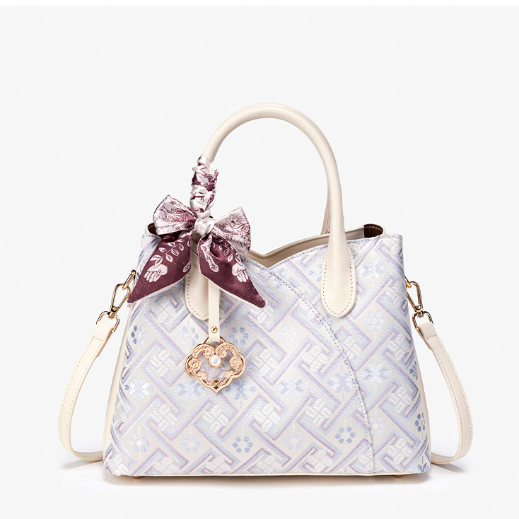 Modern Fashion Medium Size Large Capacity Embroidery Handwoven Zhuang Pattern Handag