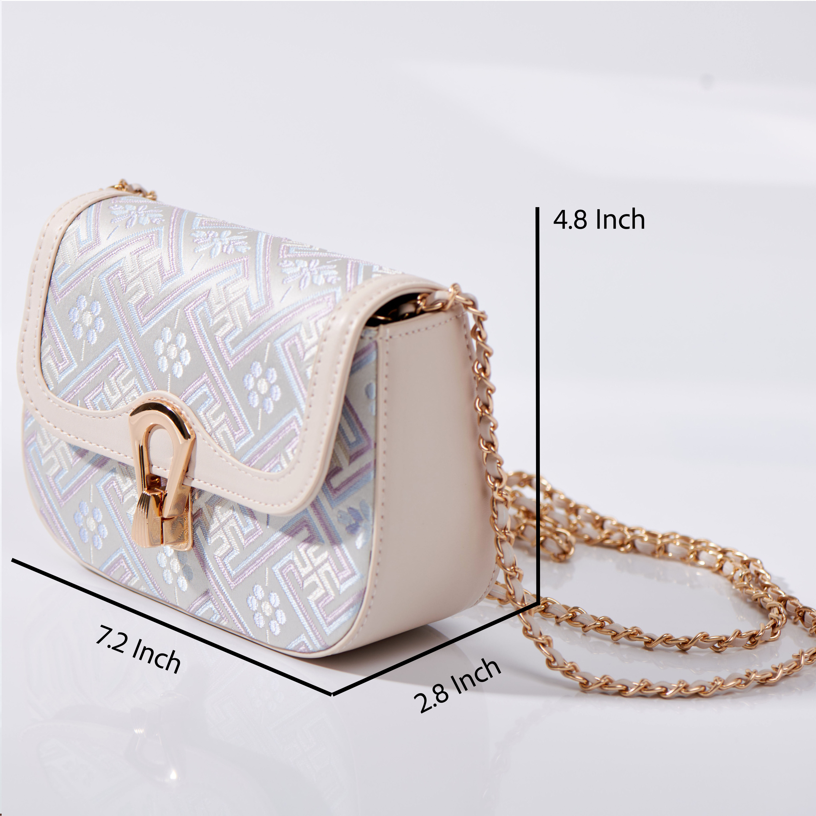 Cute Embroidery Small Size Handwoven Zhuang Pattern Modern Daily Shoulder Bag