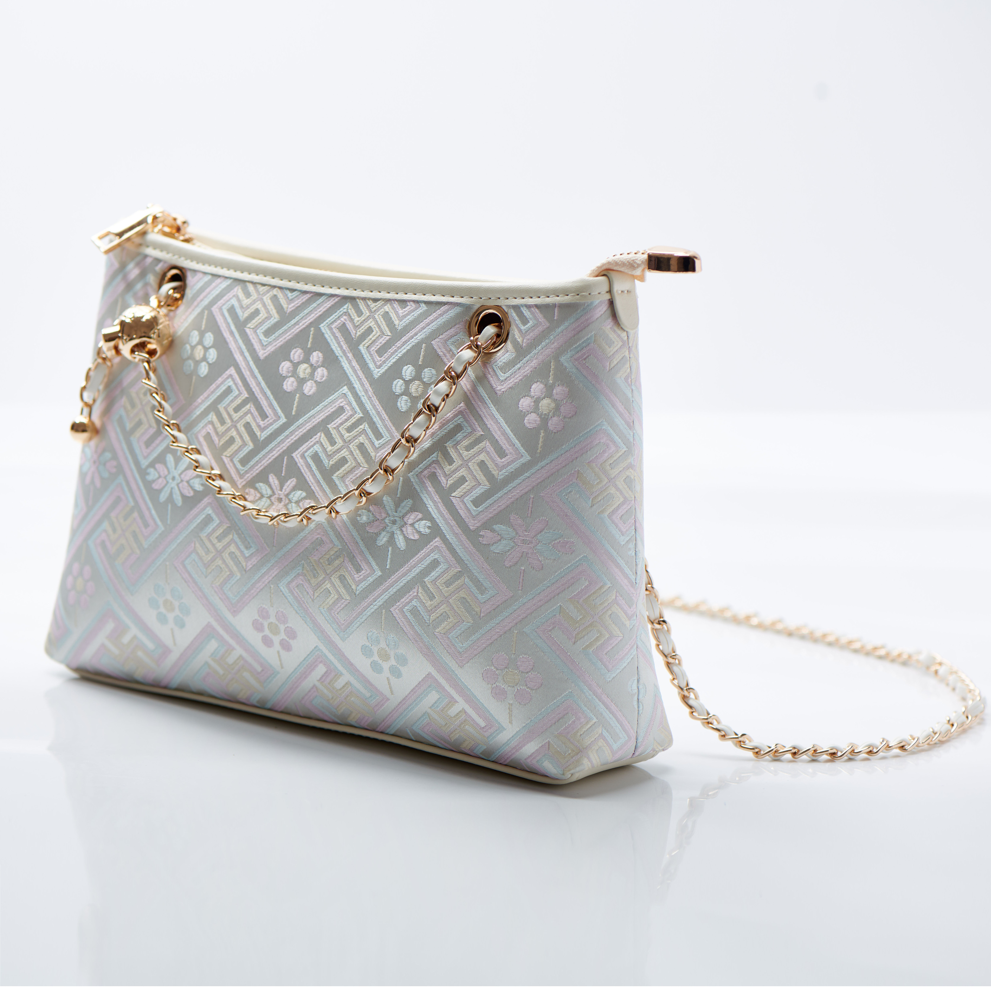 Light Weight Ancient Embroidery Small Size Cute Handmade Brocade Patter Shoulder Bag