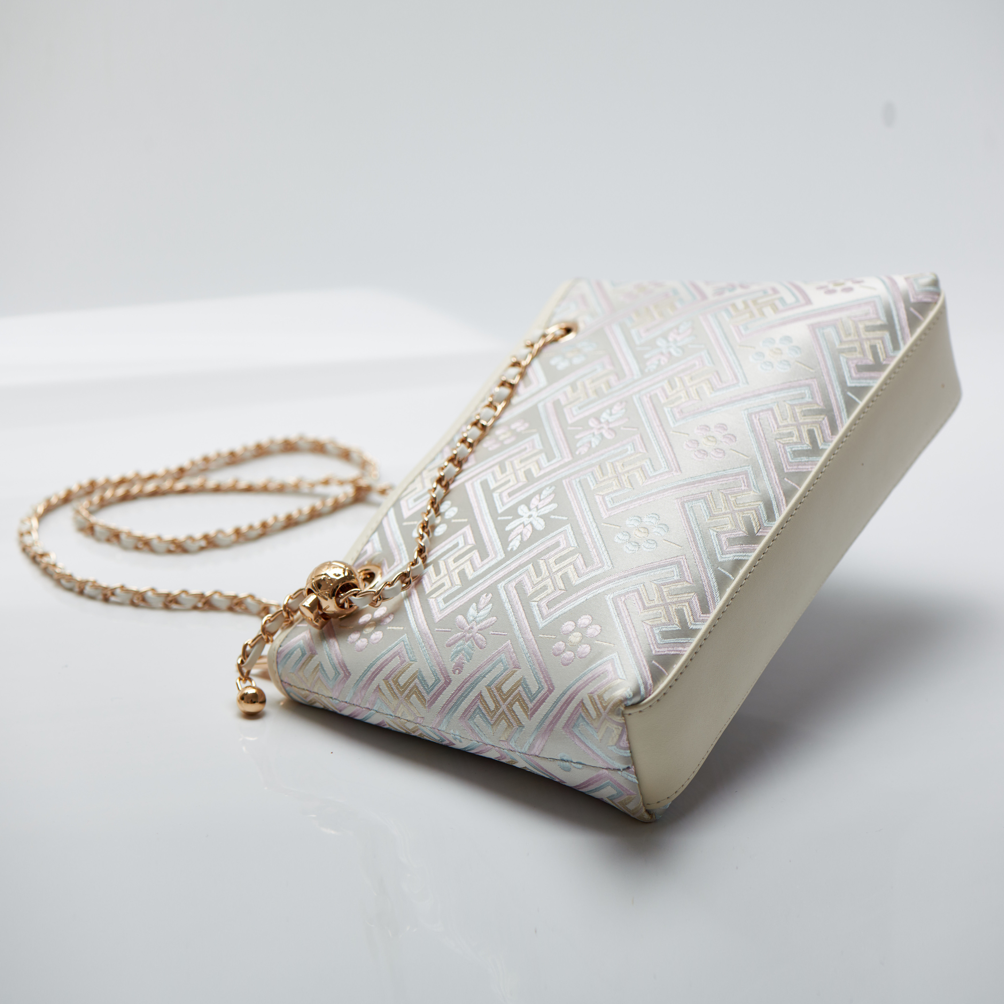 Light Weight Ancient Embroidery Small Size Cute Handmade Brocade Patter Shoulder Bag