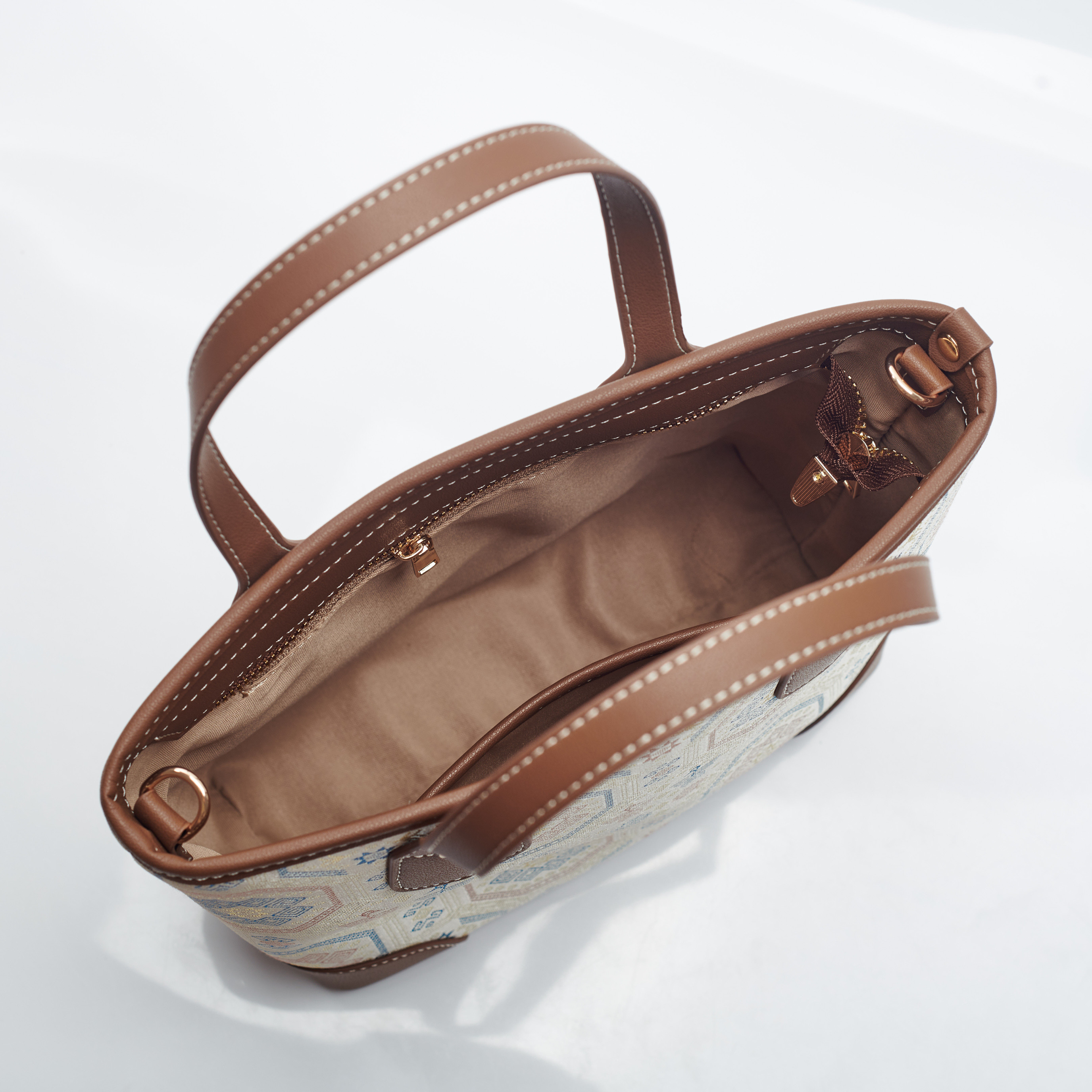 Panda Medium Size Embroidery Handmade Brocade Pattern Fanshion Handbag