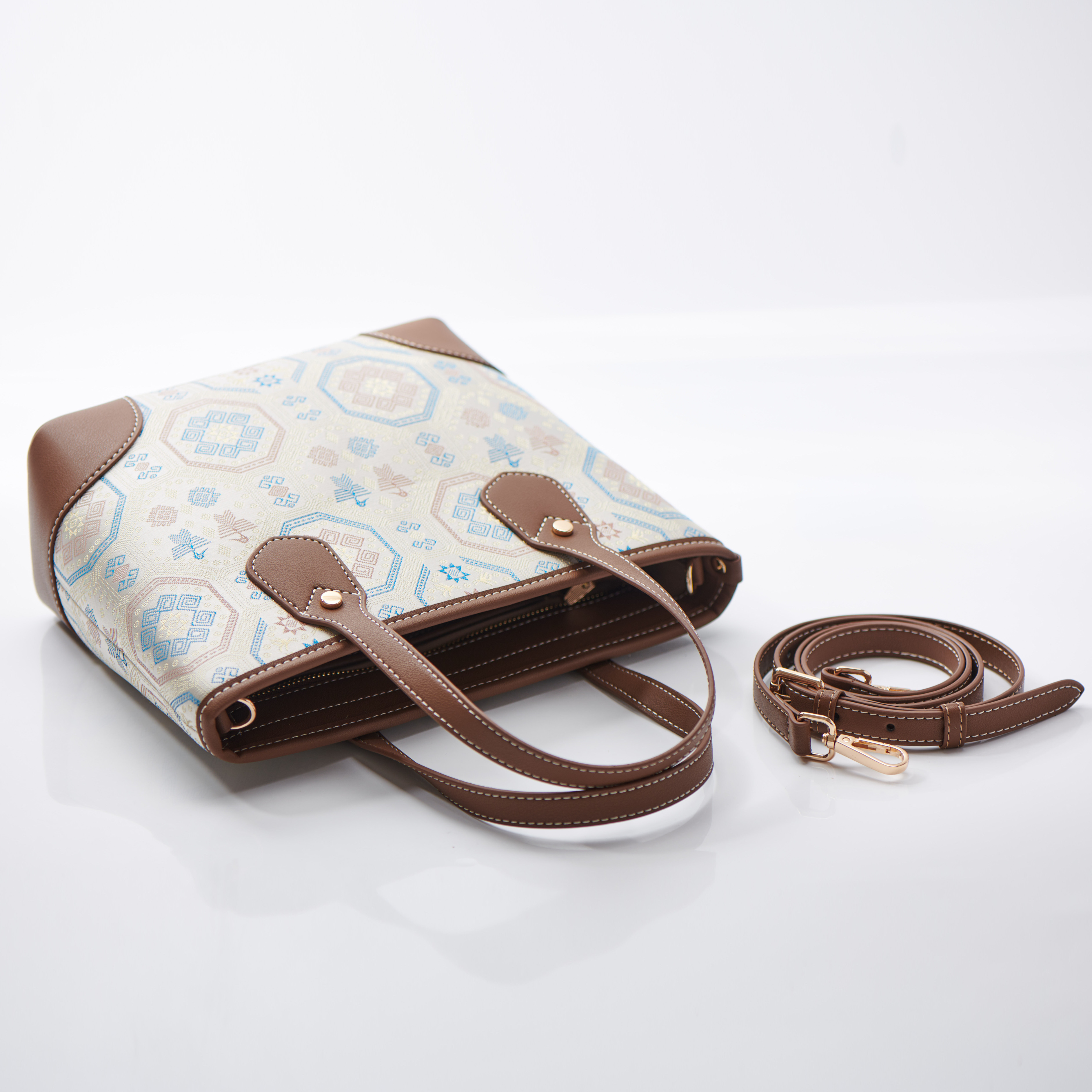 Panda Medium Size Embroidery Handmade Brocade Pattern Fanshion Handbag