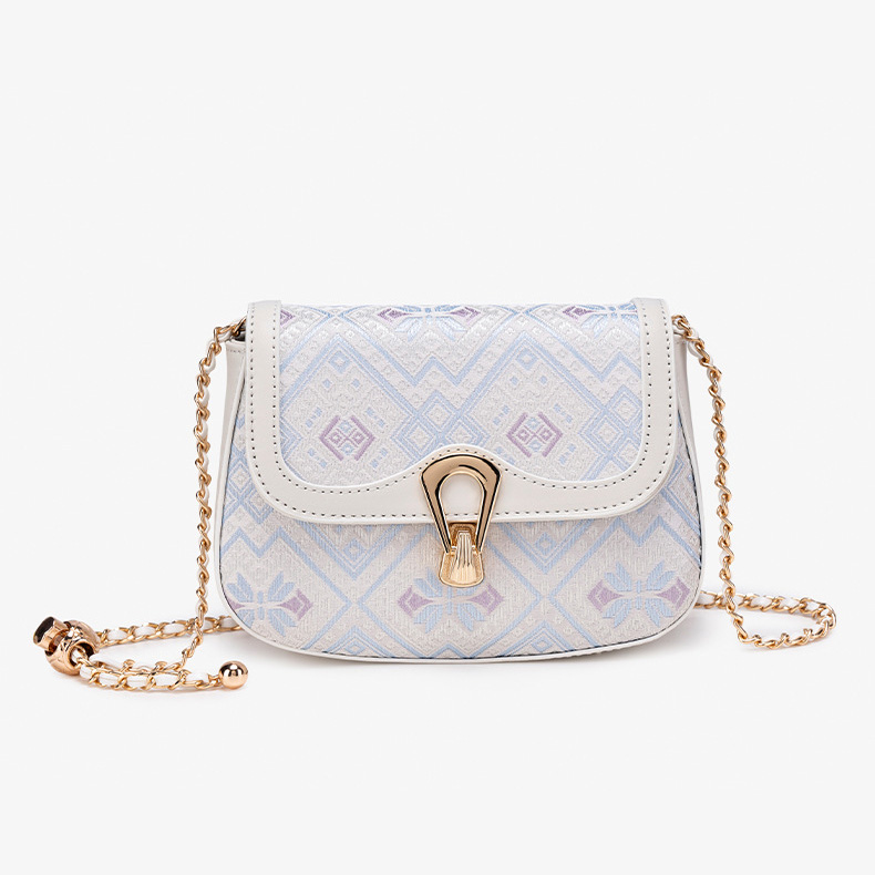 Metal Strap Cute Embroidery Small Size Handwoven Zhuang Pattern Modern Daily Shoulder Bag