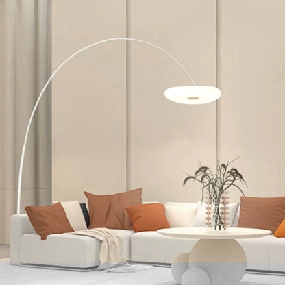 Minimalist Curved Floor Lamp Black White Metal Riofu 