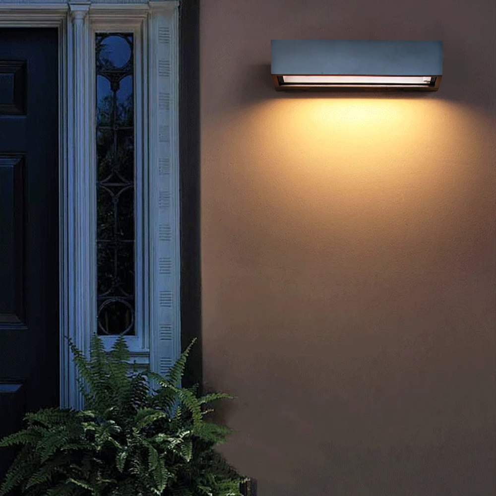 Modern Metal Rectangular Black Solar Outdoor Wall Lamp Courtyard