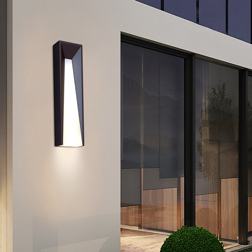 Industrial Metal Rectangular Passage Black/White Wall Lamp