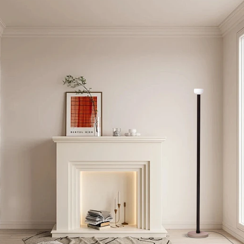 Minimalist Metal/Glass Linear Study Room Floor Lamp Black