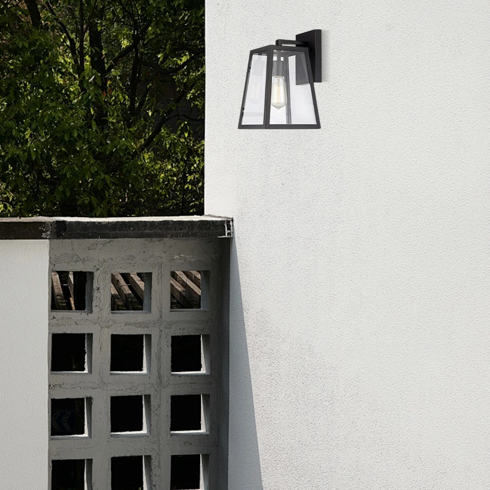 Minimalist Geometric Wall Lamp Black Metal