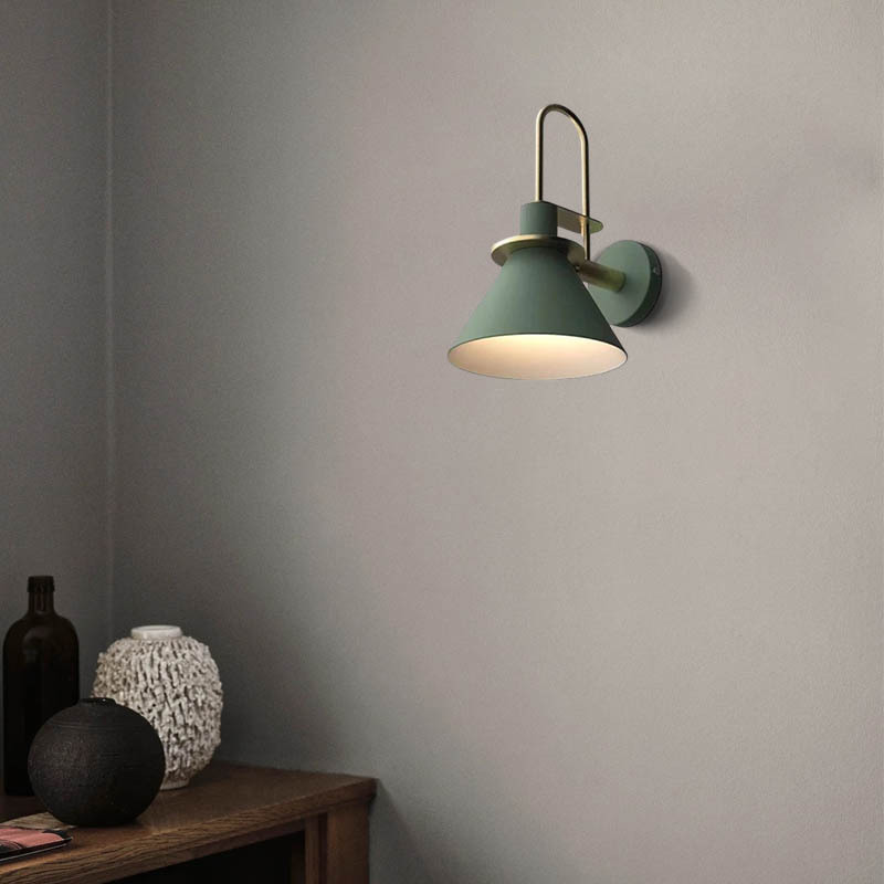 Nordic LED Metal Wall Lamp Black Living Room/Bedroom