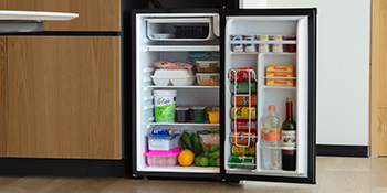 Mini Refrigerador SIGNA EL9C1 - 90.8 L