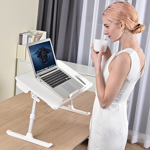 Escritorio con soporte para port&aacute;til