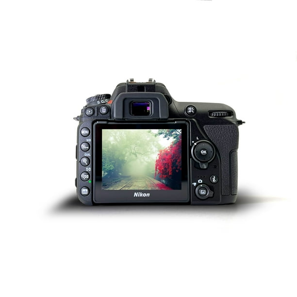 Nikon Cámara Réflex Digital D7500 con Lente de 18-140 Mm Modelo Internacional Nikon D7500