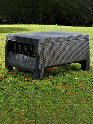 Banner corfu table